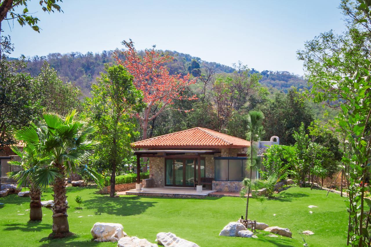 Mela Garden Retreat Cottage Muak Lek Exteriör bild